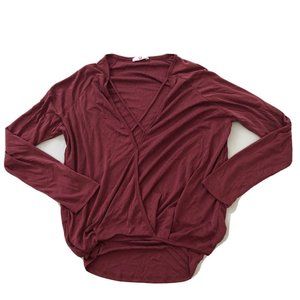 Q USA Blouse Women's M Red Long Sleeve V Neck Top Regular Fit Size Medium M